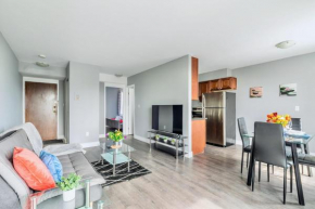 Bright 1BR apt w King bed -Close to DT Hamilton